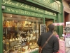 ile-st-louis-and-famous-ice-cream-shop-800